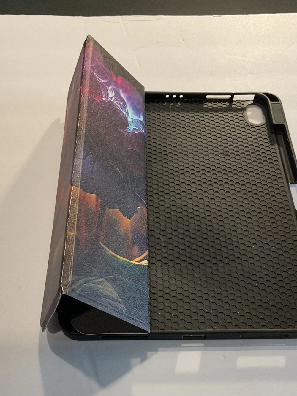 NWOT Tablet Folio Case with Honeycomb Inner Shell - Charcoal